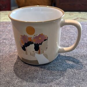 Kenzi Studio. Co, Feminine silhouette mug